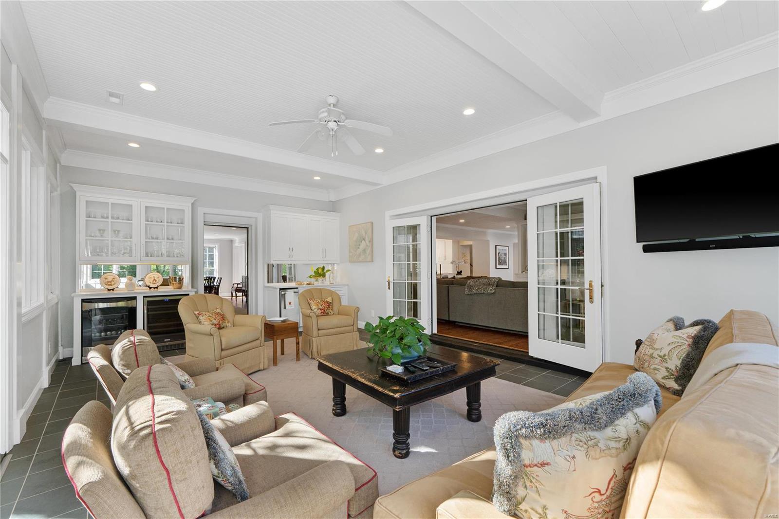 27 Log Cabin Drive Ladue, MO 63124 - Photo 18 of 49