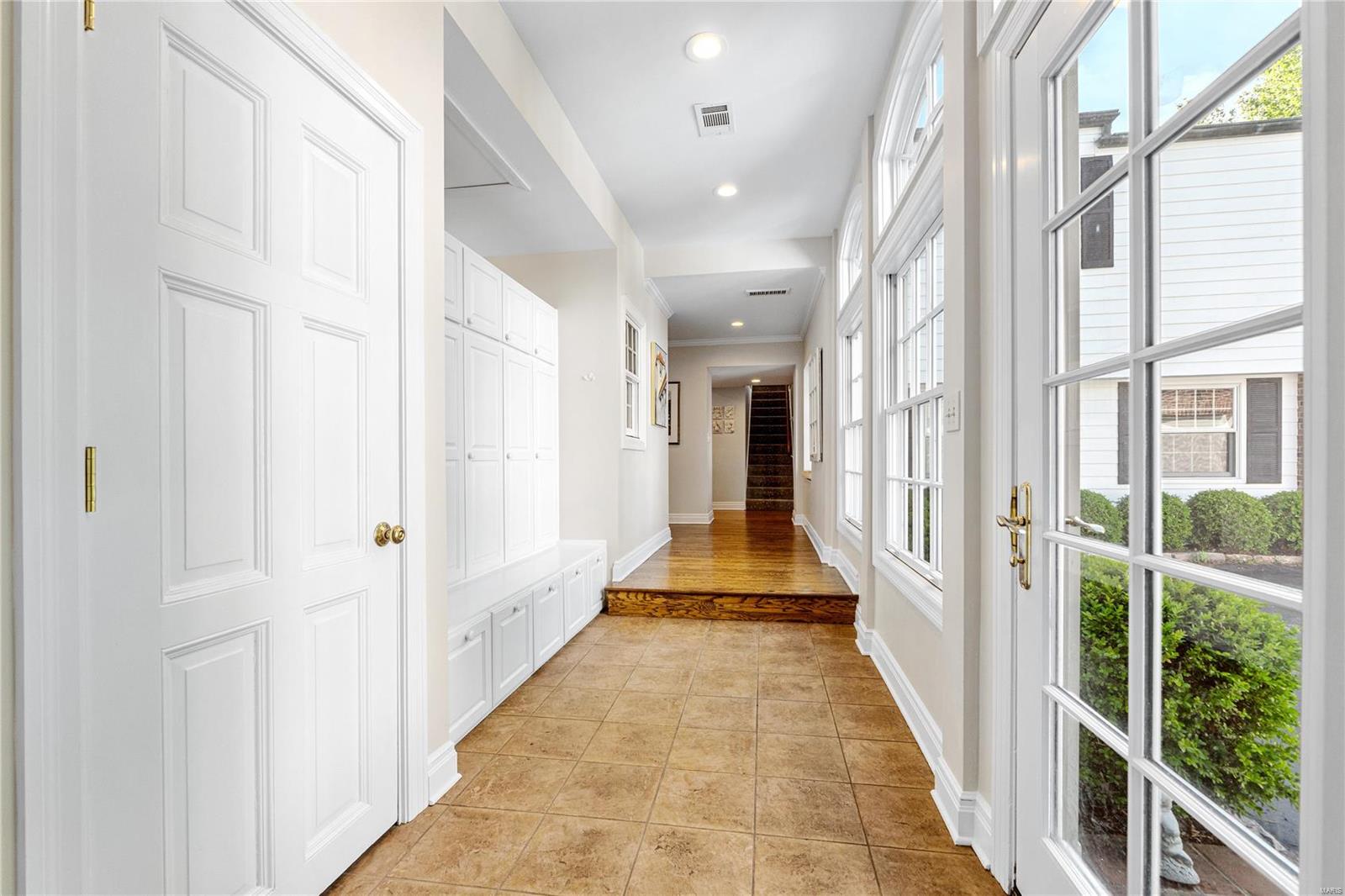 27 Log Cabin Drive Ladue, MO 63124 - Photo 21 of 49