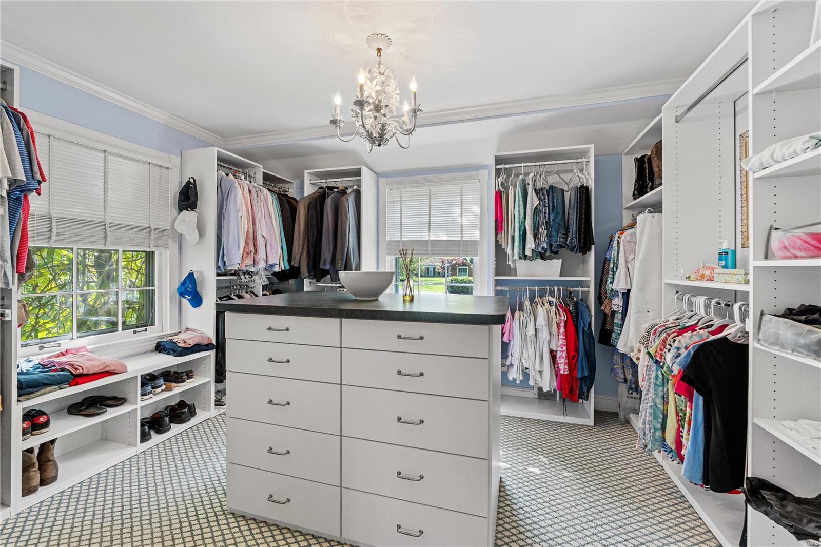 27 Log Cabin Drive Ladue, MO 63124 - Photo 28 of 49