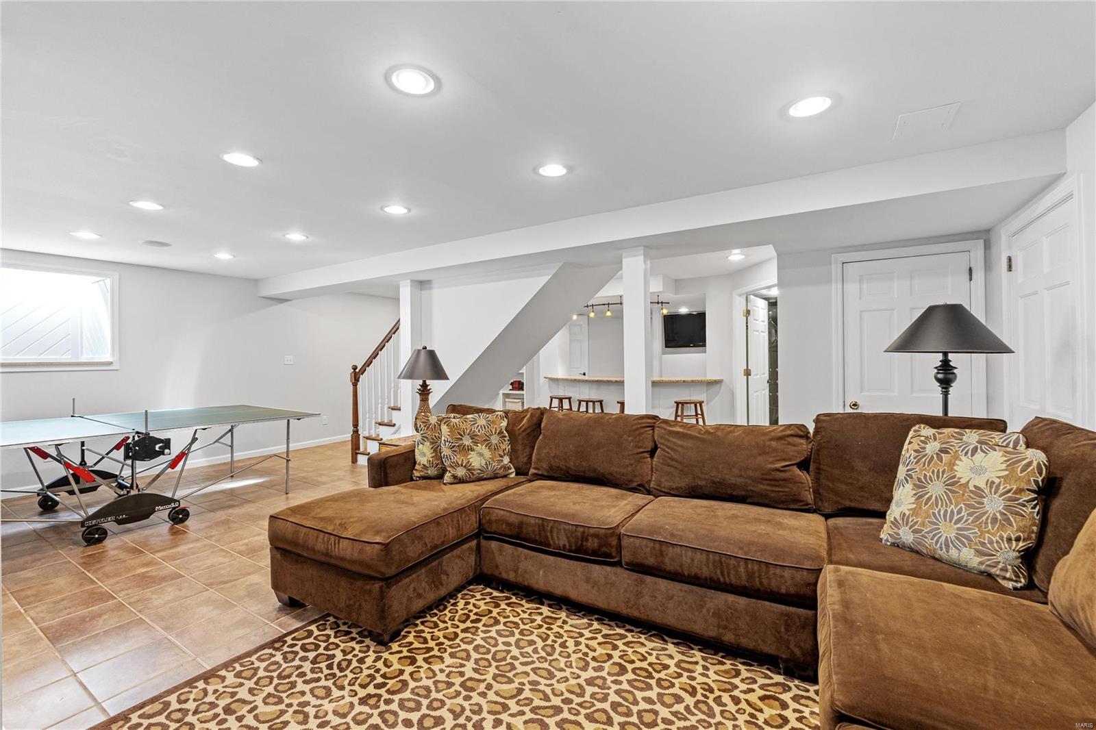 27 Log Cabin Drive Ladue, MO 63124 - Photo 36 of 49