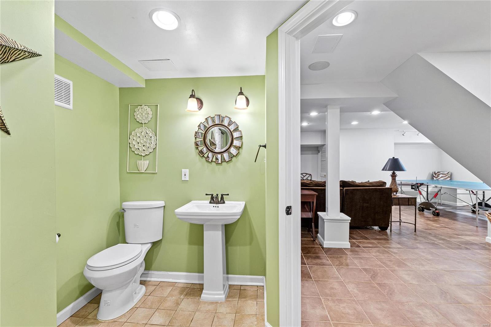 27 Log Cabin Drive Ladue, MO 63124 - Photo 38 of 49