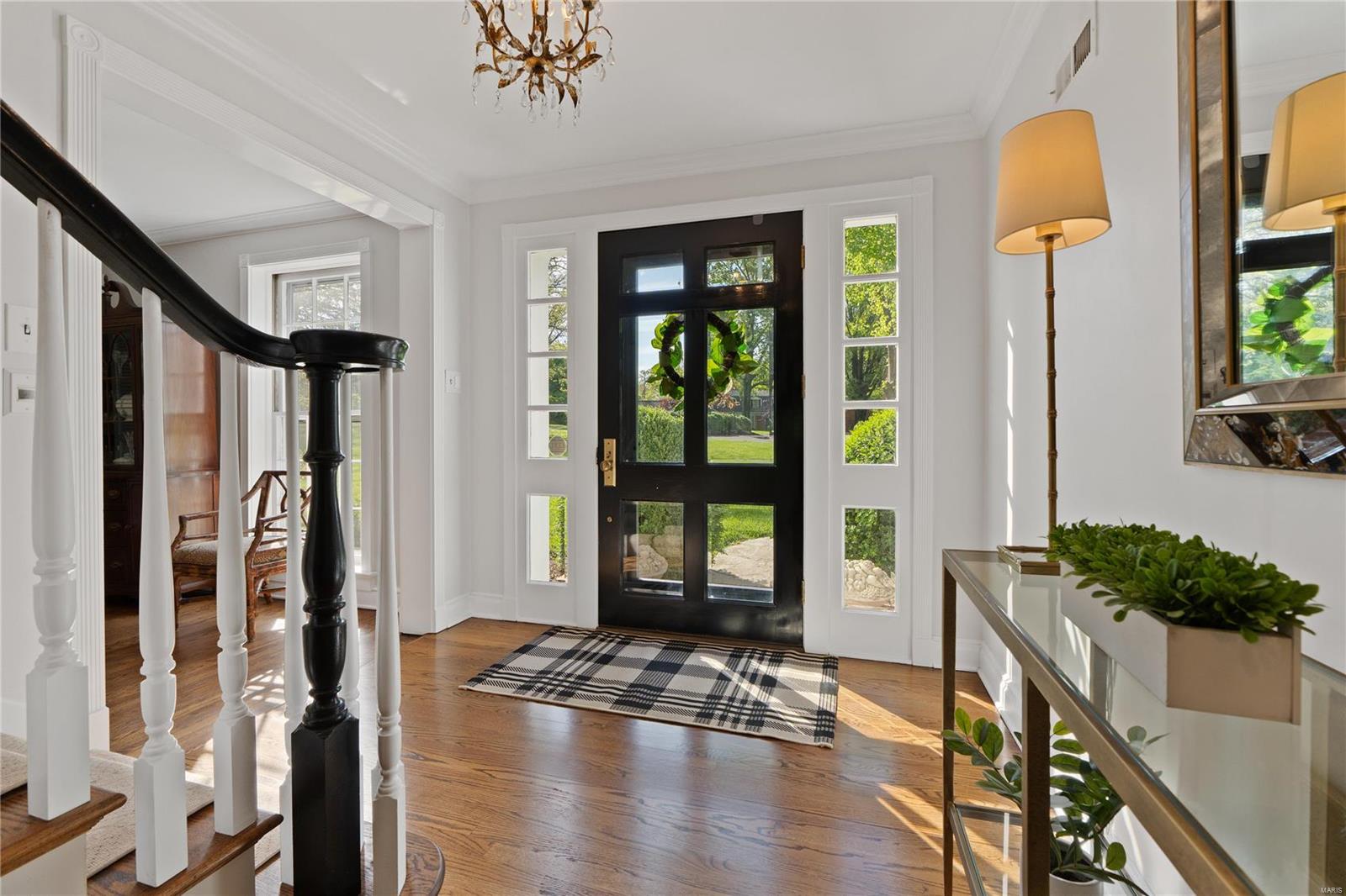 27 Log Cabin Drive Ladue, MO 63124 - Photo 4 of 49