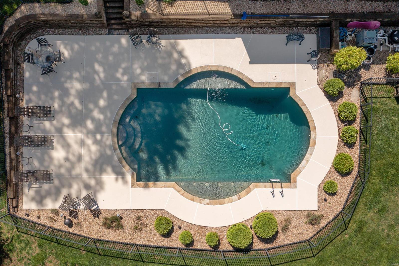 27 Log Cabin Drive Ladue, MO 63124 - Photo 47 of 49