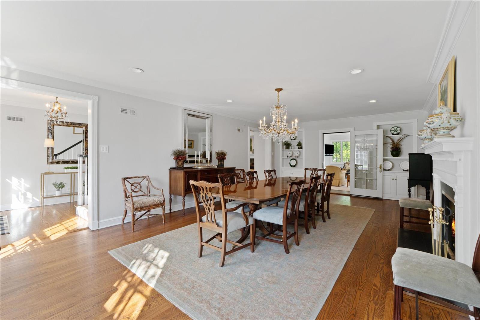 27 Log Cabin Drive Ladue, MO 63124 - Photo 5 of 49