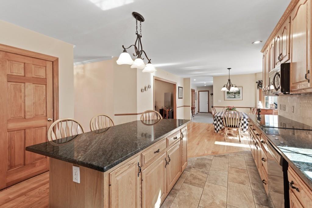 19 Riverside Terrace Easton, MA 02356 - Photo 17 of 40 Gallery Image 17