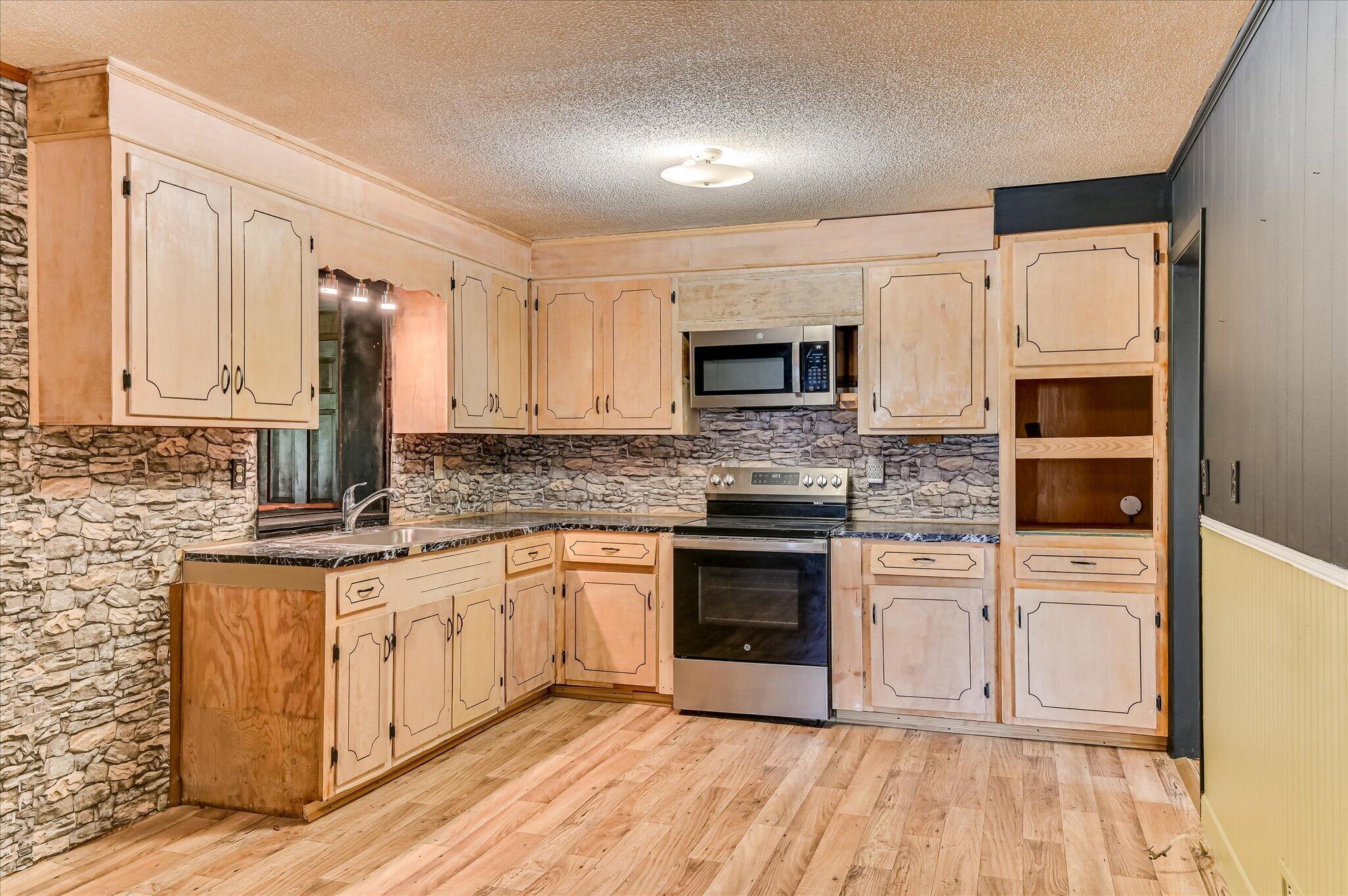 303 Serpentine Drive North Augusta, SC 29841 - Photo 13 of 41 Gallery Image 13