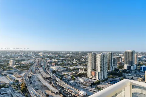 $755,000 | 1040 Biscayne Boulevard, Unit 3807, Miami, FL 33132