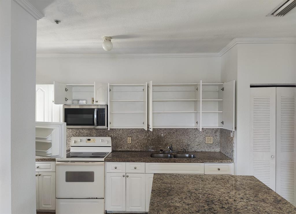 629 Southwest 2nd Street Miami, FL 33130 - Photo 12 of 14