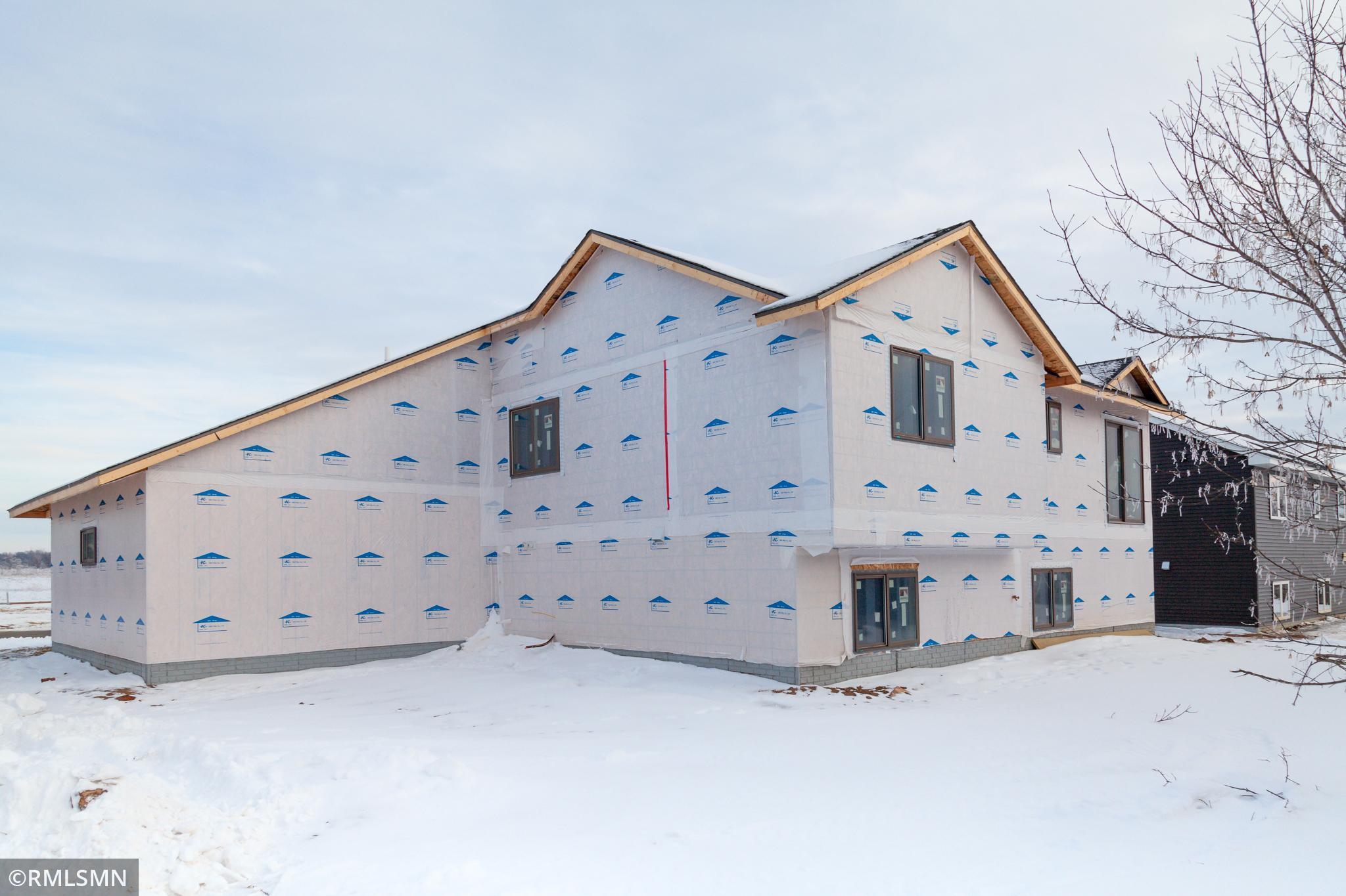 503 Prairie Road New Richmond, WI 54017 - Photo 2 of 31 Gallery Image 2