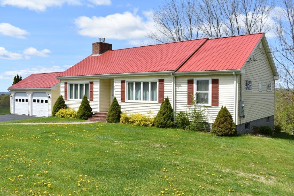 70 Metcalf Road Winthrop, ME 04364 - Photo 2 of 31 DSC_0427