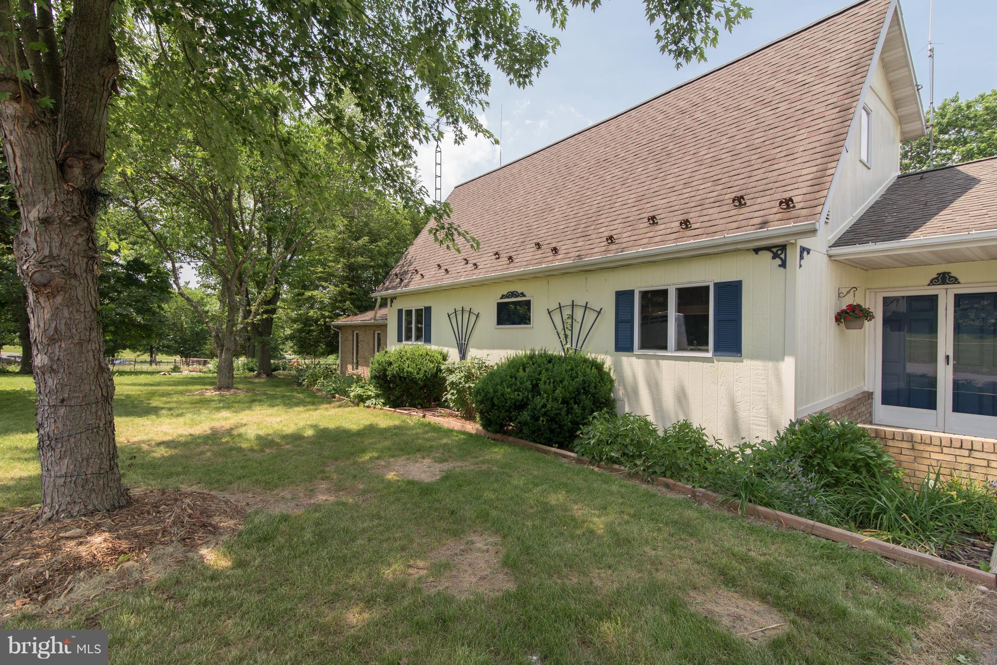 221 Hatchery Road Inwood, WV 25428 - Photo 1 of 30 Exterior (Front)