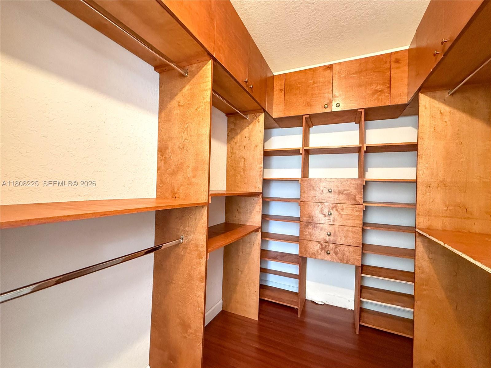 22932 Southwest 113th Place Miami, FL 33170 - Photo 23 of 28