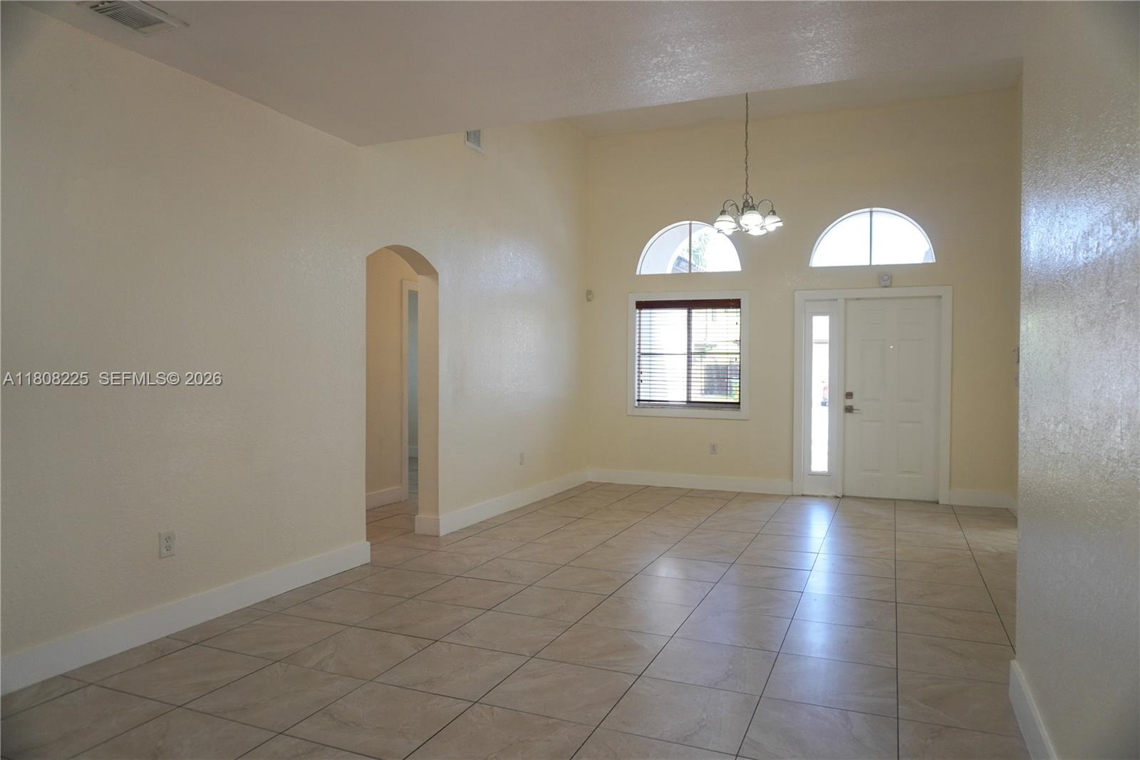 22932 Southwest 113th Place Miami, FL 33170 - Photo 6 of 28