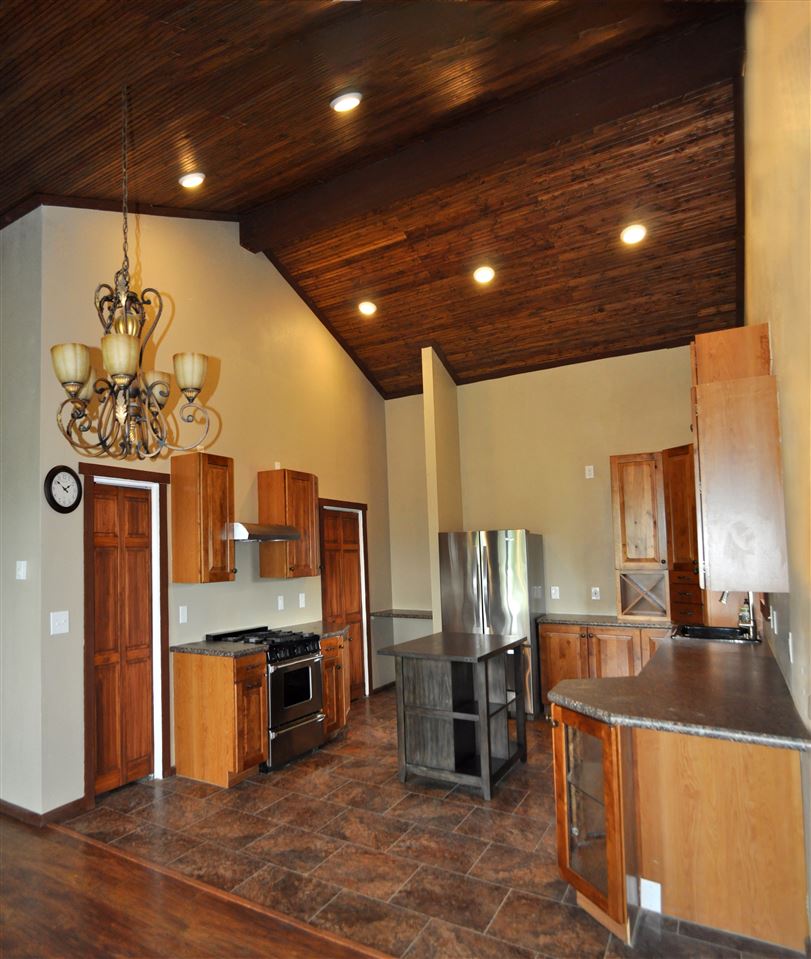 2554 Early Road Addy, WA 99101 - Photo 3 of 20