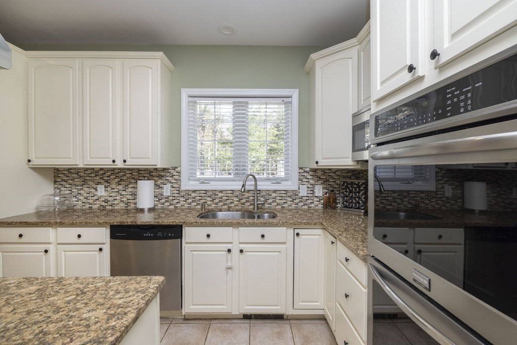 94 High Ridge Drive Raynham, MA 02767 - Photo 17 of 35 Gallery Image 17