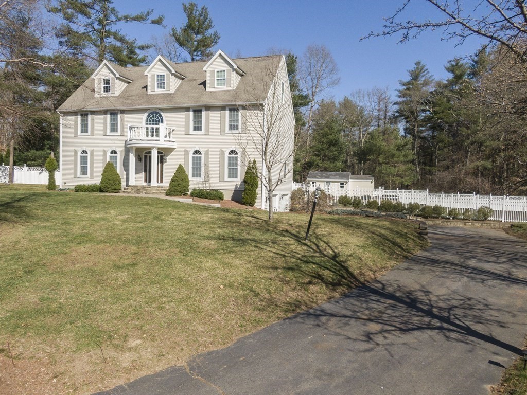 94 High Ridge Drive Raynham, MA 02767 - Photo 2 of 35 Gallery Image 2