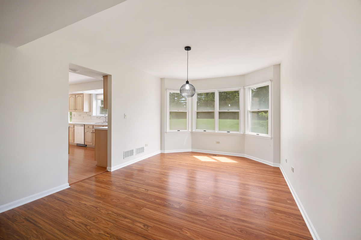 727 Jamestowne Road Sleepy Hollow, IL 60118 - Photo 5 of 26