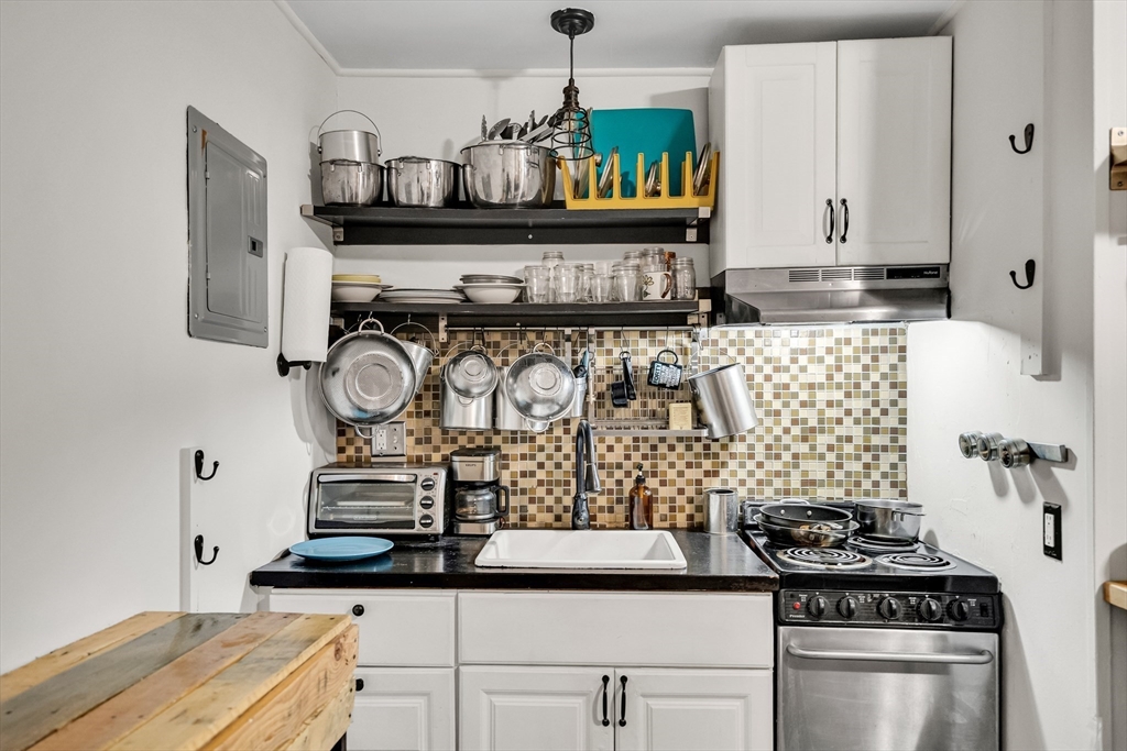 5 Spofford Road, Unit 17 Boston, MA 02134 - Photo 6 of 21