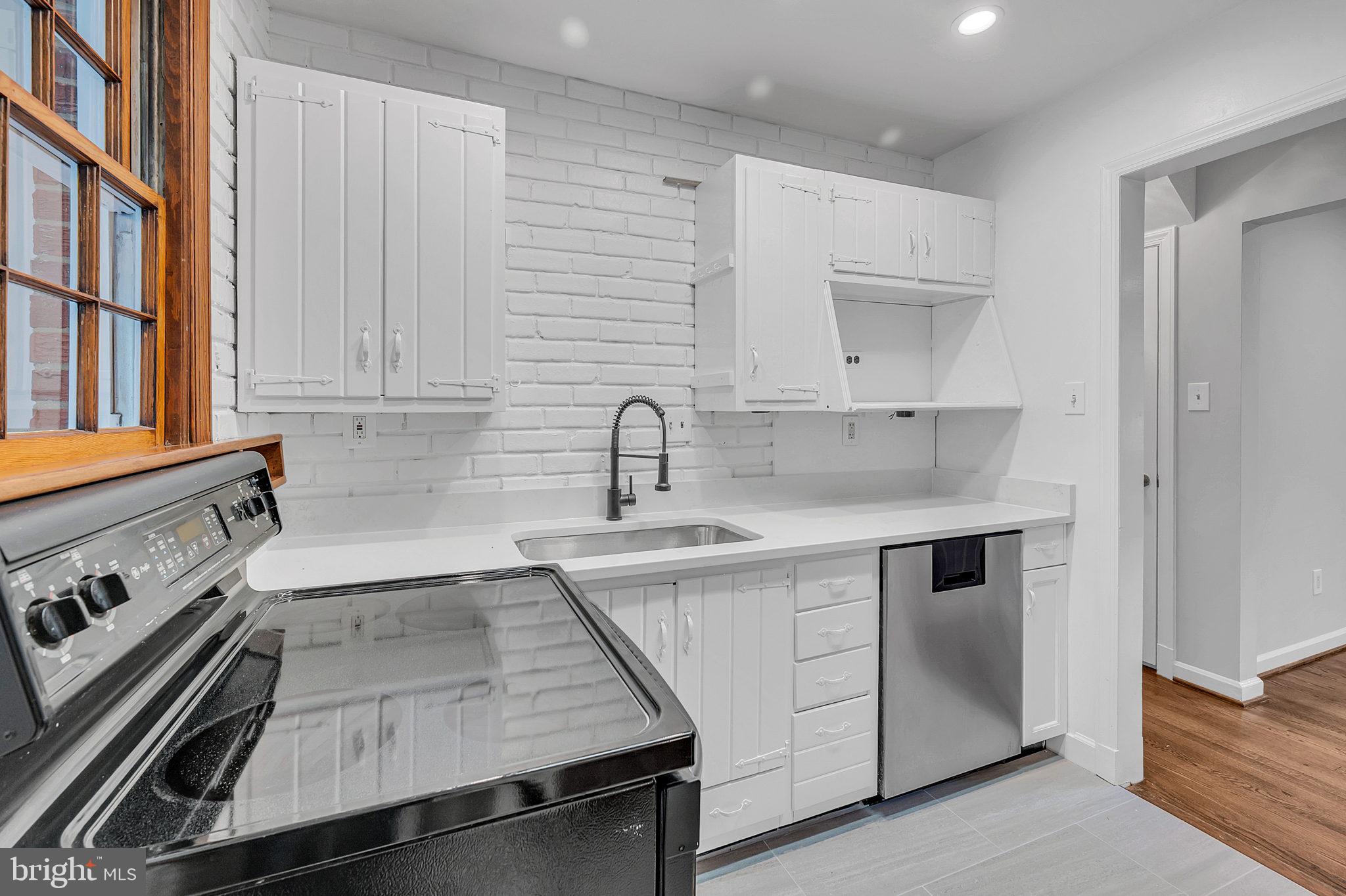 4401 Park Road Alexandria, VA 22312 - Photo 8 of 38 Gallery Image 8