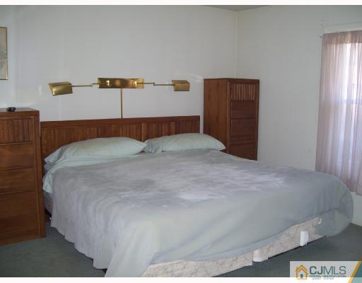 200 Jeffery Road Colonia, NJ 07067 - Photo 5 of 9 Gallery Image 5