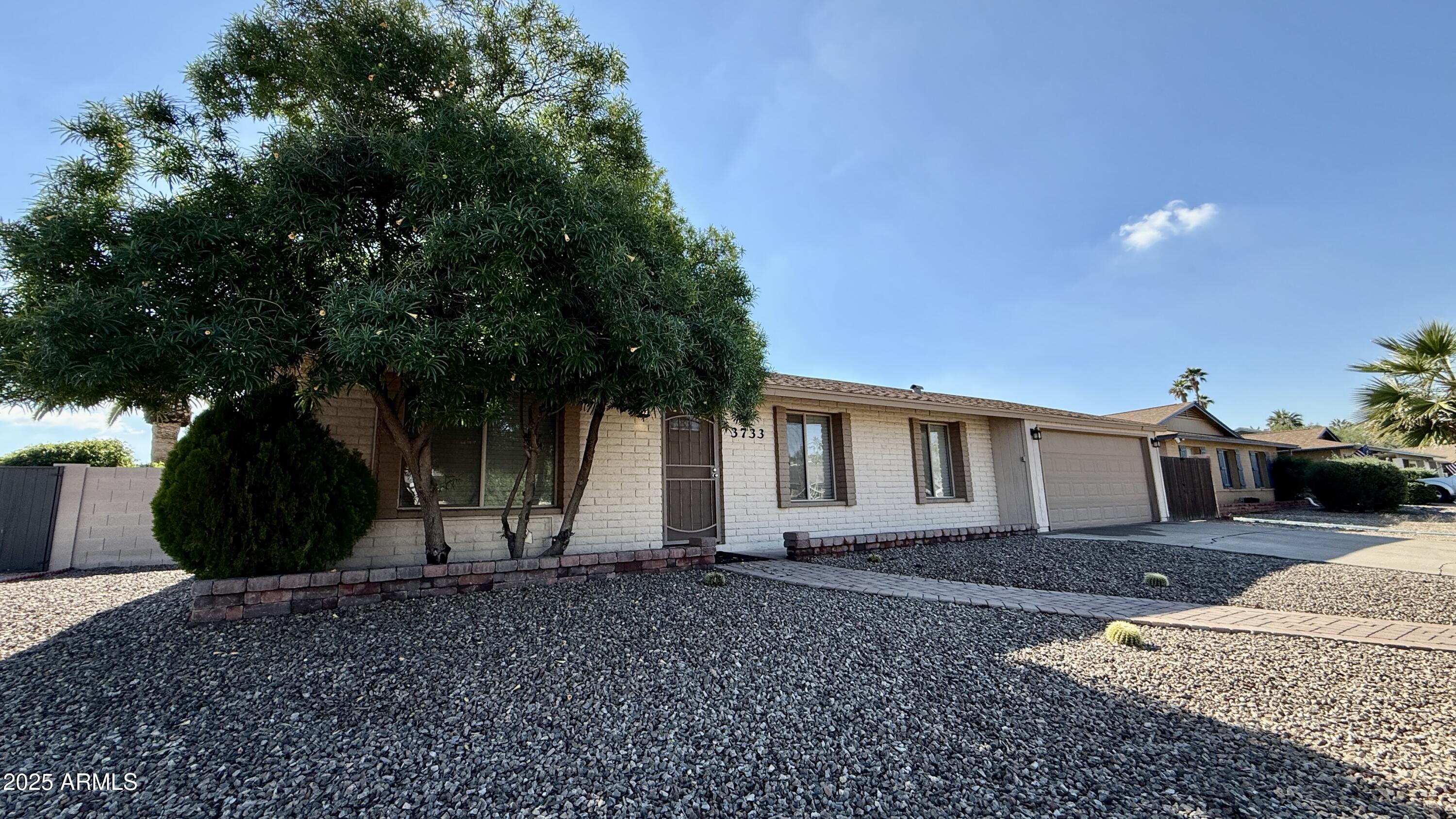 3733 East Charter Oak Road Phoenix, AZ 85032 - Photo 2 of 52 IMG_6682