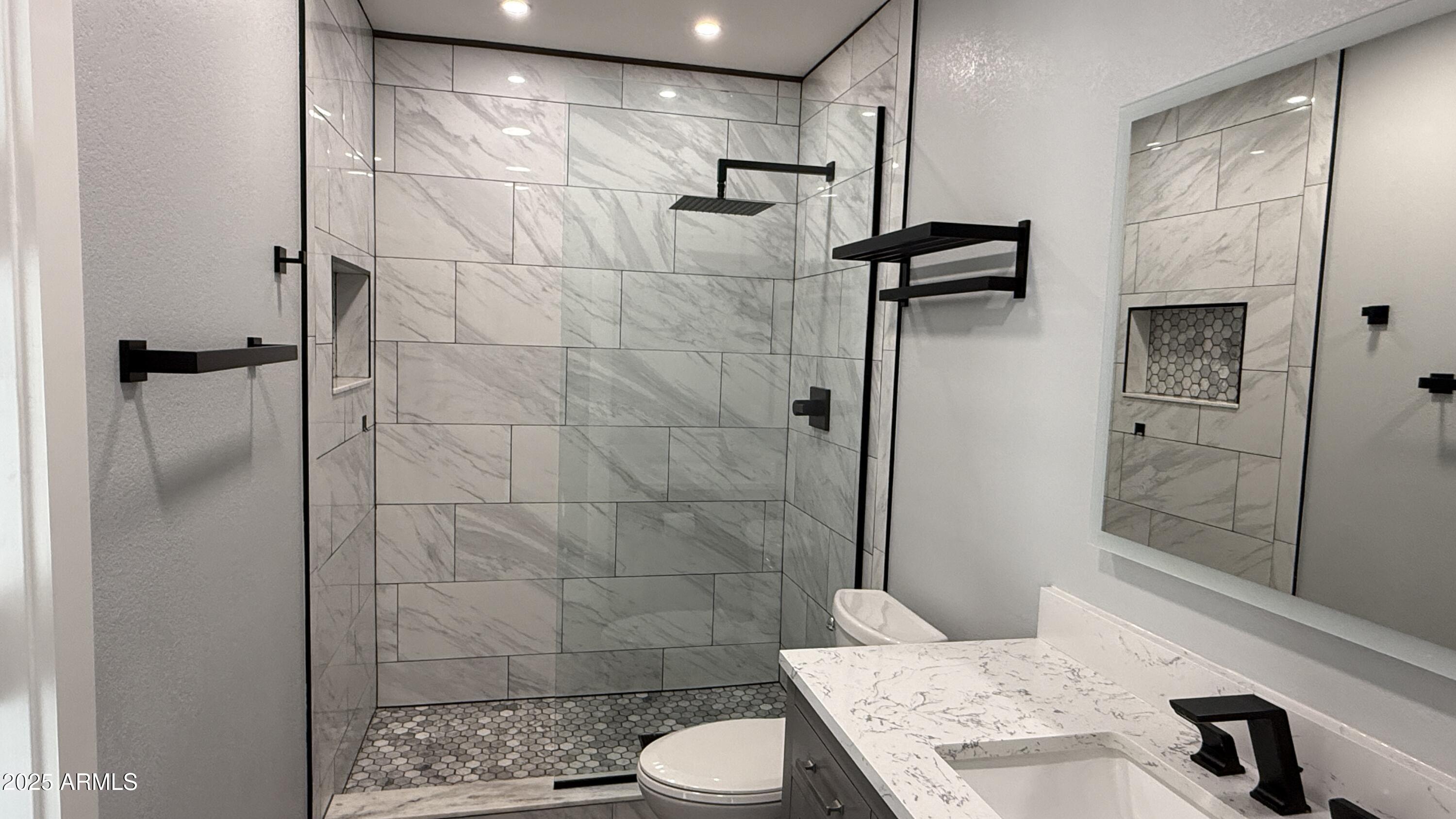 3733 East Charter Oak Road Phoenix, AZ 85032 - Photo 28 of 52 IMG_6712