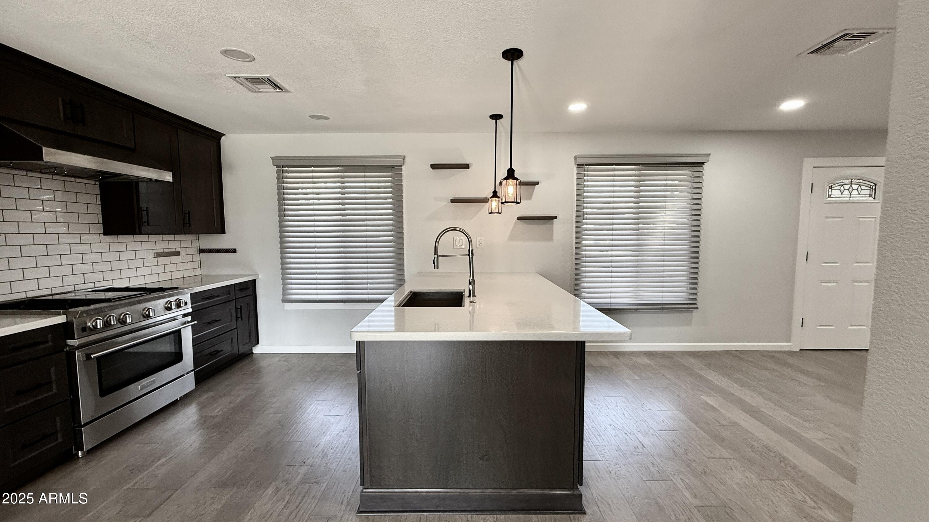 3733 East Charter Oak Road Phoenix, AZ 85032 - Photo 7 of 52 IMG_6693