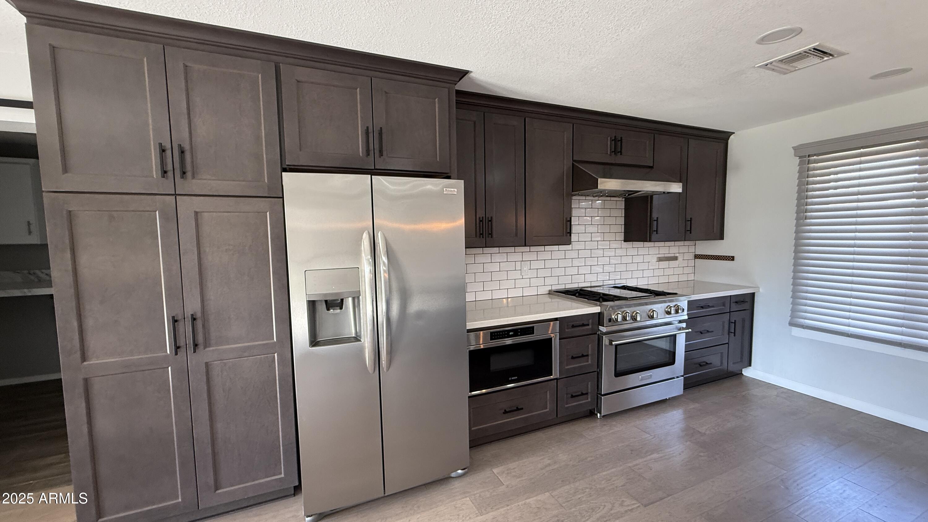 3733 East Charter Oak Road Phoenix, AZ 85032 - Photo 8 of 52 IMG_6695