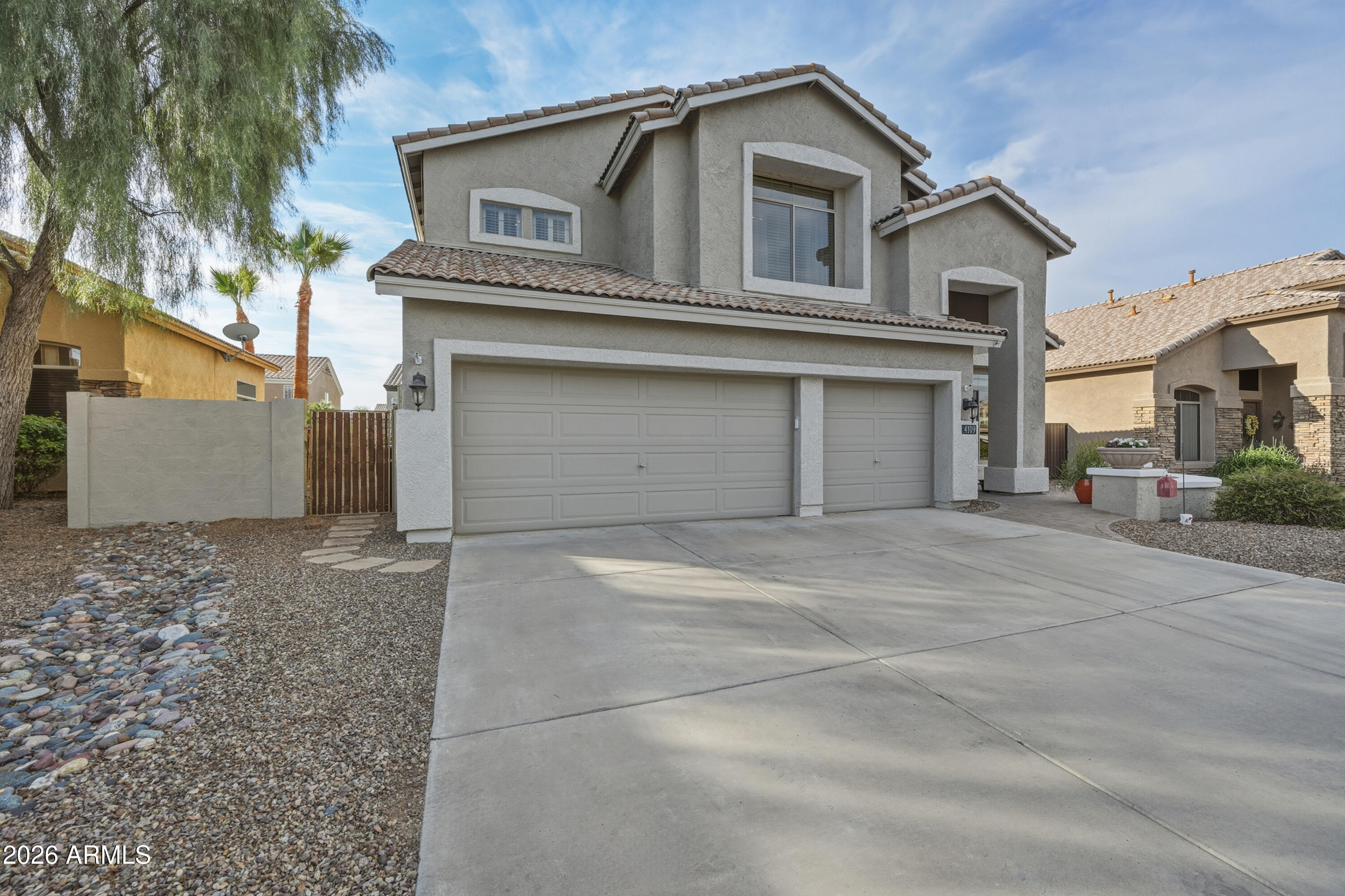 4109 East Breckenridge Way Gilbert, AZ 85234 - Photo 3 of 37 3_003_dsc_2350