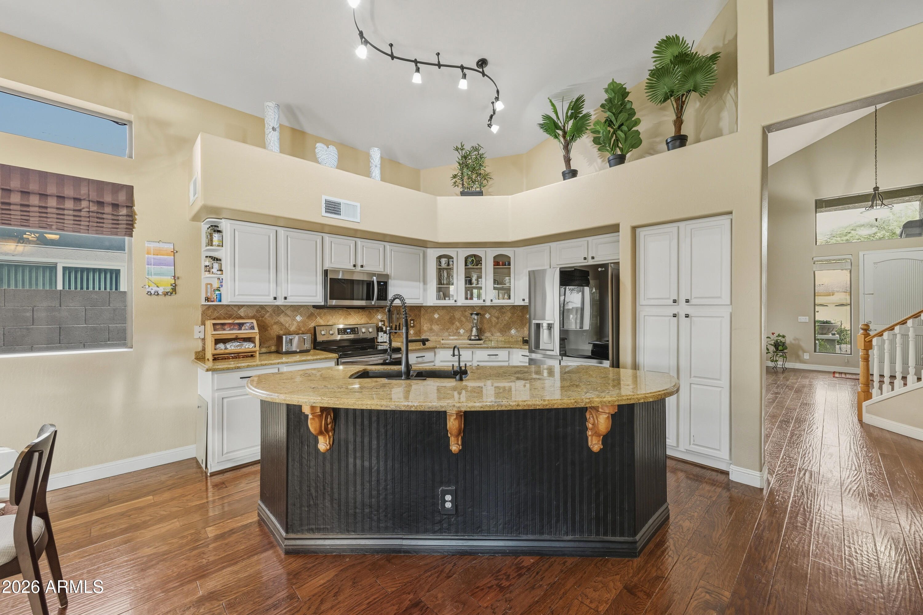 4109 East Breckenridge Way Gilbert, AZ 85234 - Photo 9 of 37 9_009_dsc_2180