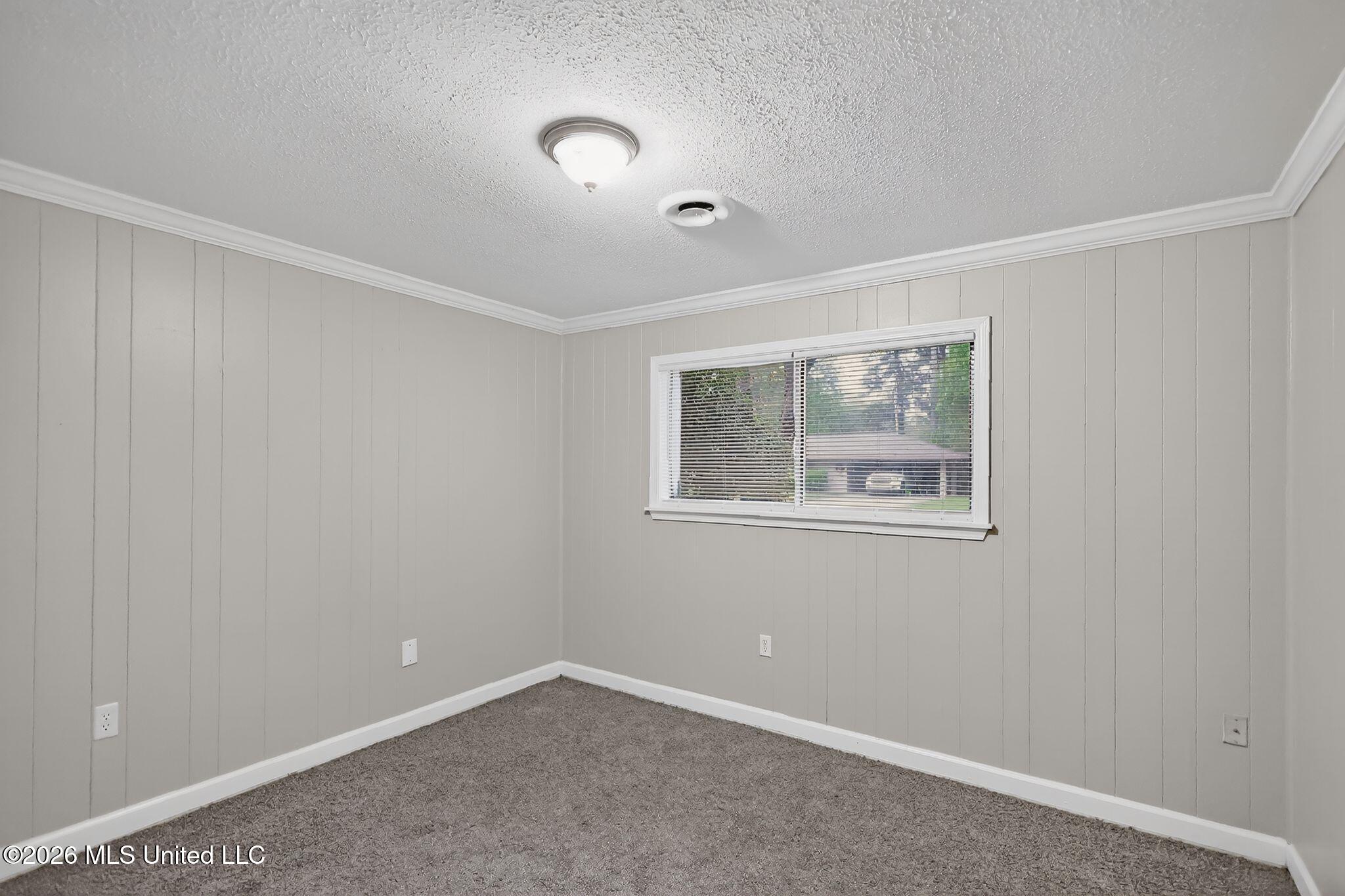 335 Allstate Drive Jackson, MS 39211 - Photo 23 of 38 18_335_Allstate_Dr_Jackson_MS_39211-Livi