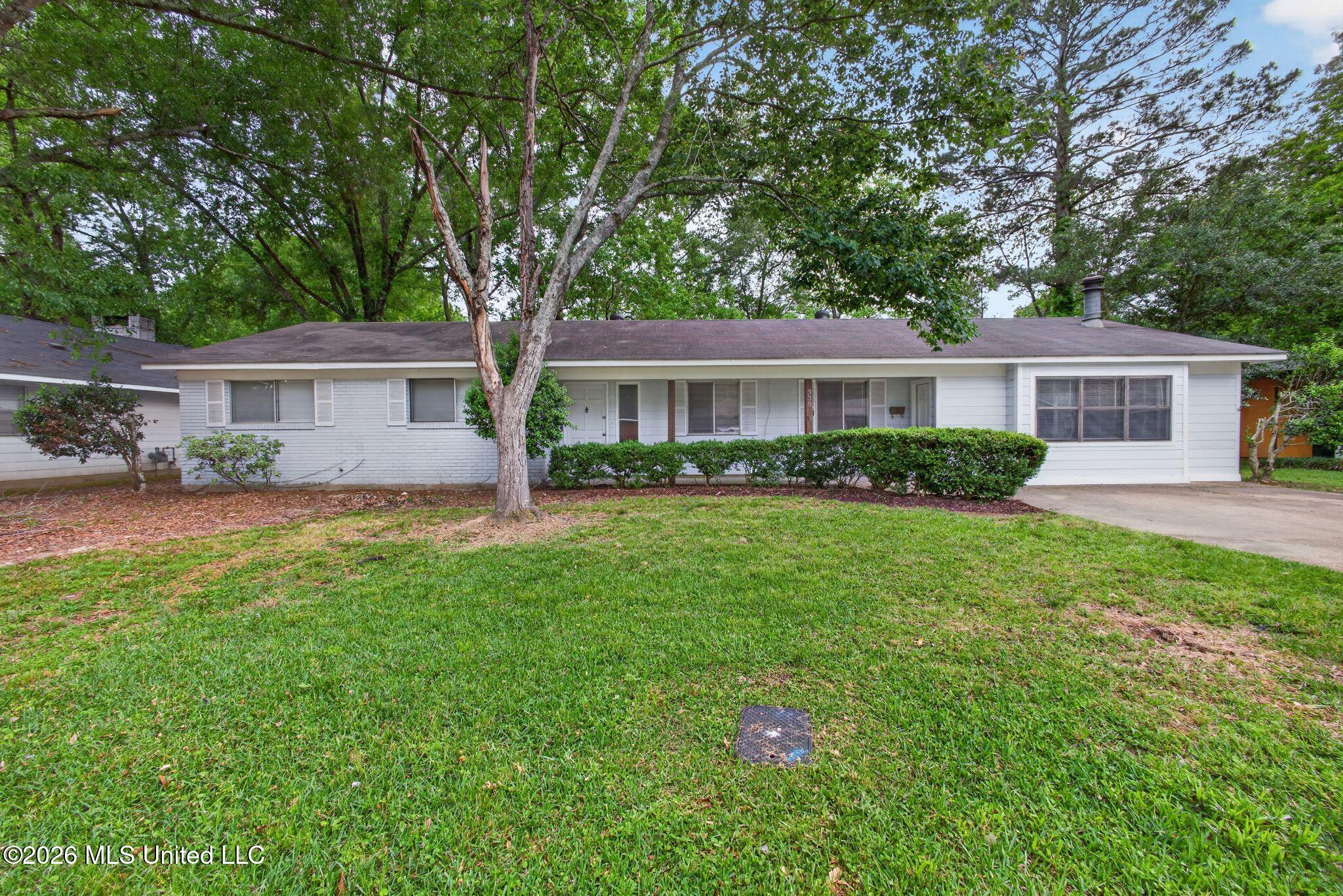 335 Allstate Drive Jackson, MS 39211 - Photo 3 of 38 11_335_Allstate_Dr_Jackson_MS_39211-Exte