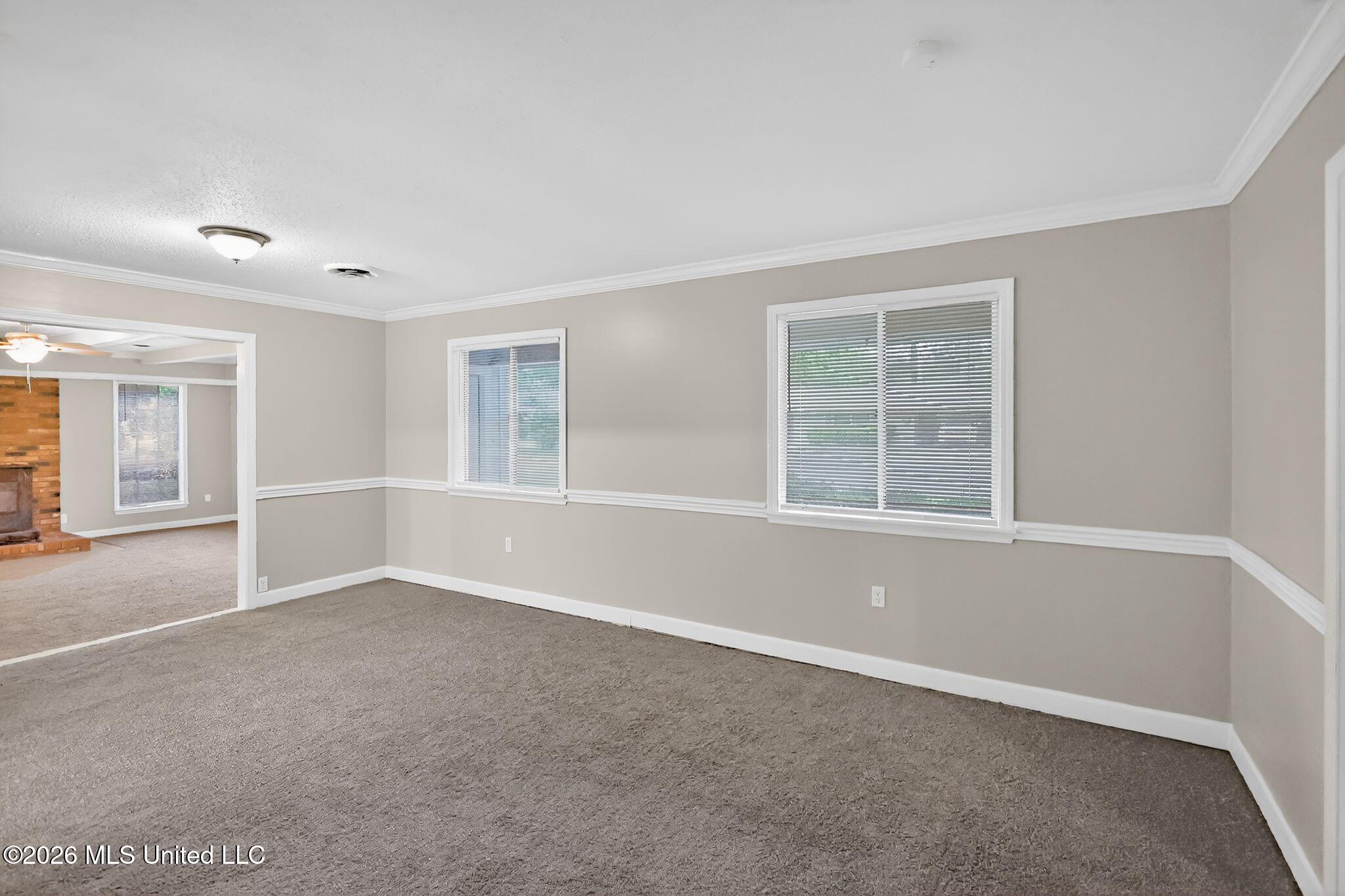 335 Allstate Drive Jackson, MS 39211 - Photo 6 of 38 15_335_Allstate_Dr_Jackson_MS_39211-Livi