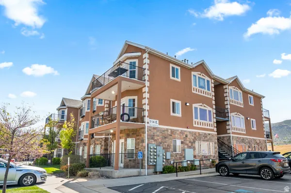 $355,000 | 114 Bella Monte Drive, Unit 1, Draper, UT 84020
