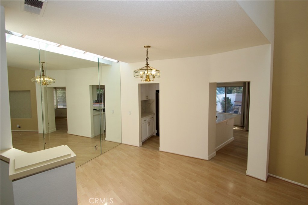6 Del Azul Irvine, CA 92614 - Photo 9 of 28