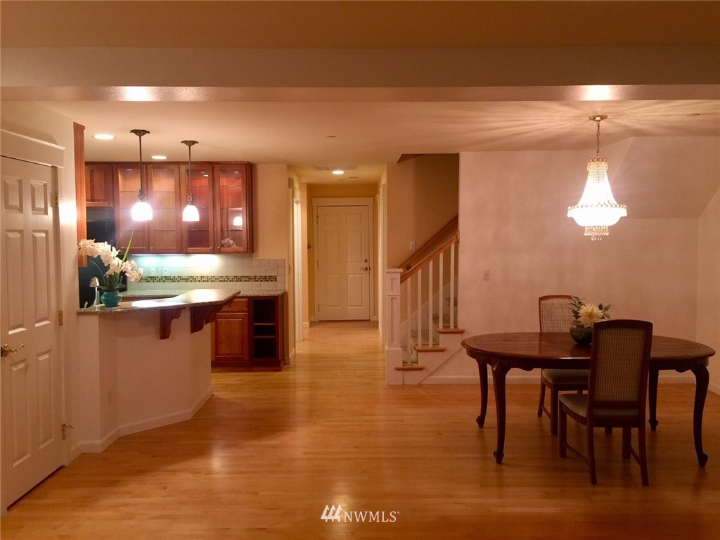 321 East Soderberg Road, Unit 6 Allyn, WA 98524 - Photo 3 of 11 Gallery Image 3