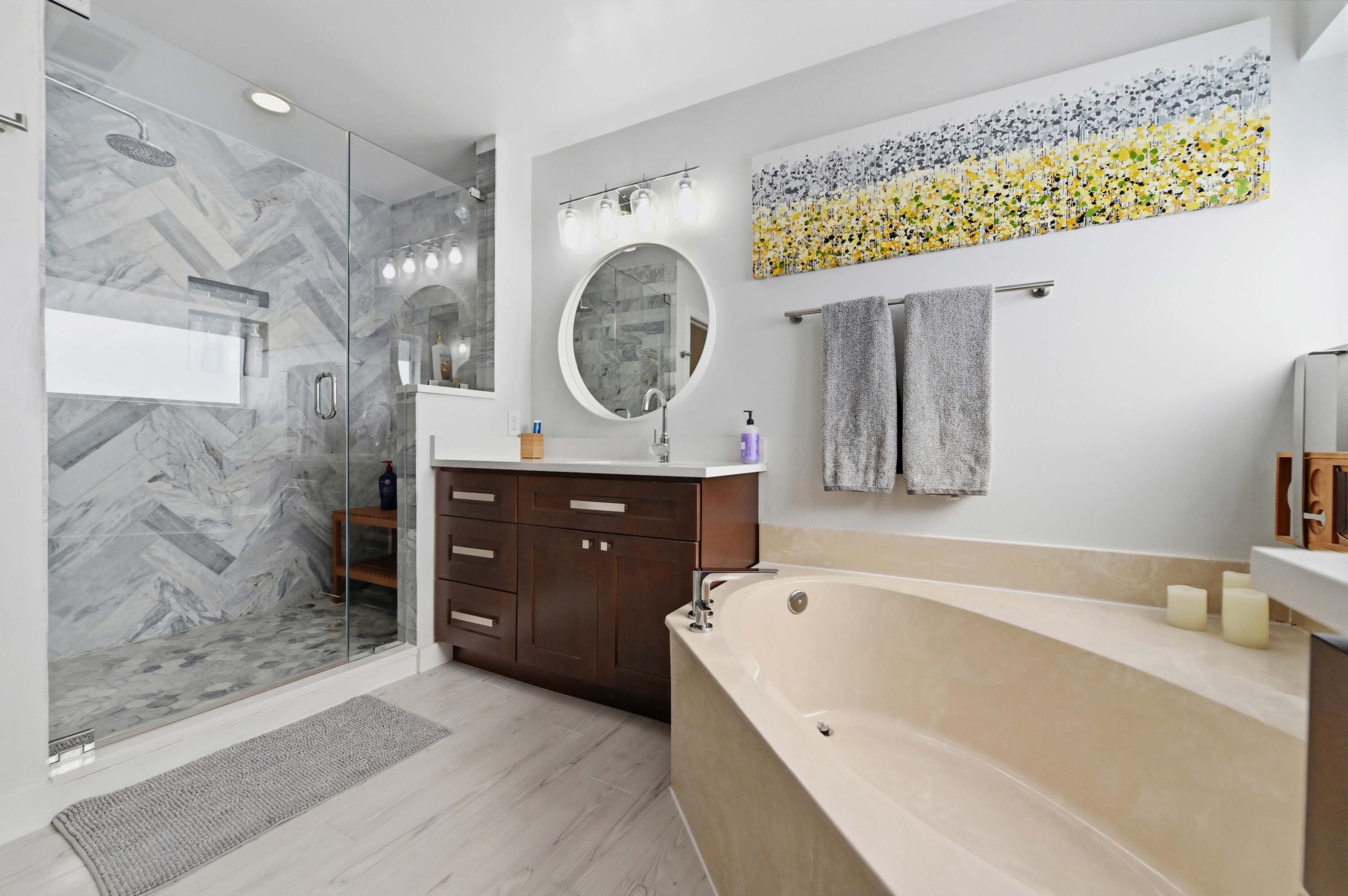 8856 Thames River Drive Boca Raton, FL 33433 - Photo 13 of 29 26 Bathroom 02