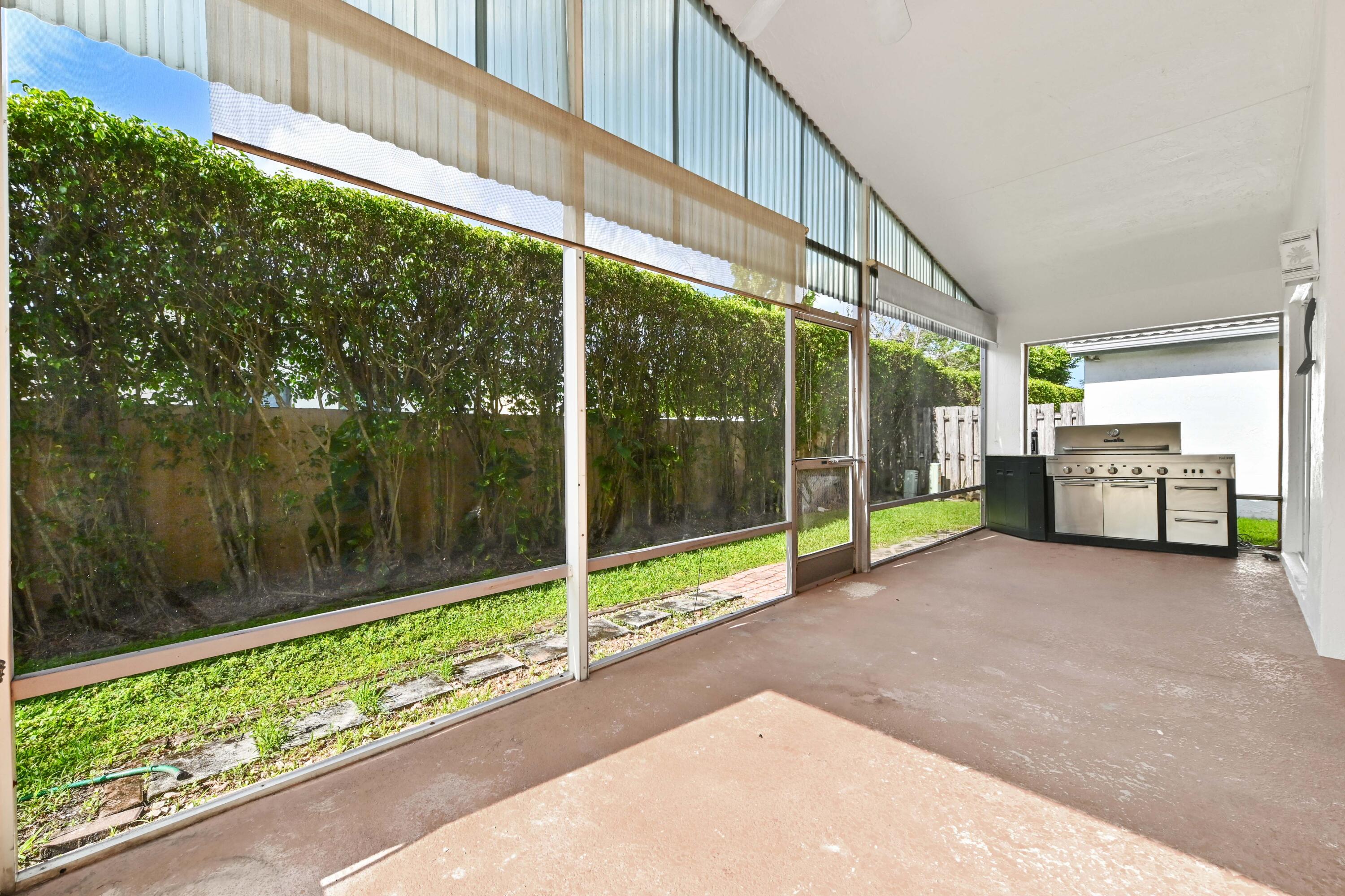27 patio 01