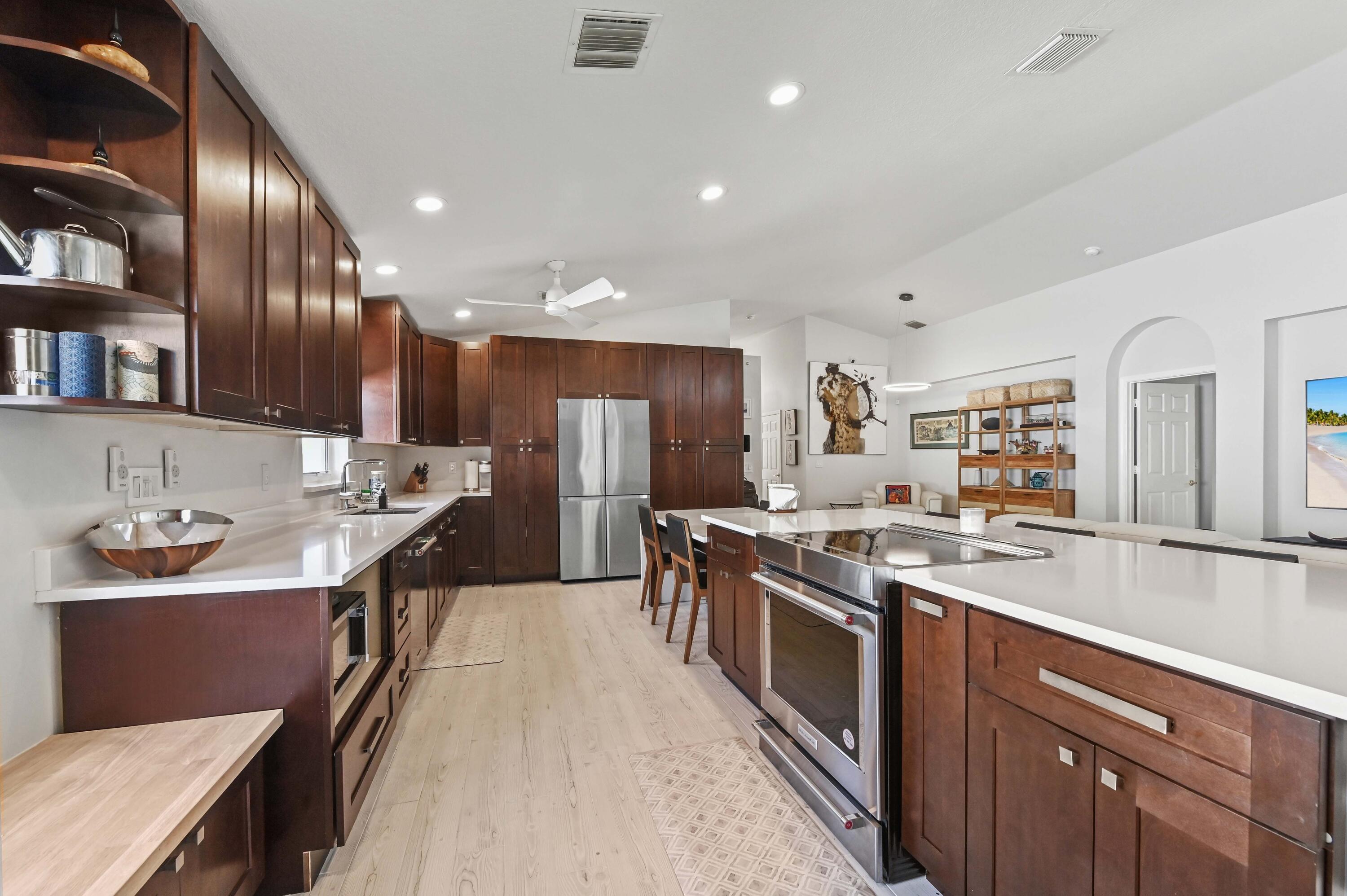 8856 Thames River Drive Boca Raton, FL 33433 - Photo 8 of 29 20 Kitchen 01