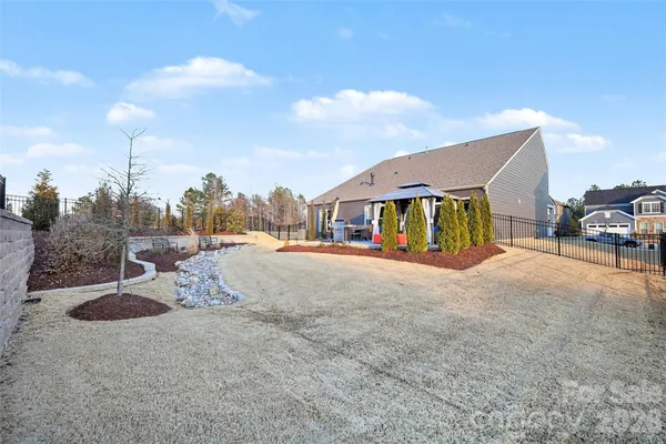 $719,900 | 11004 Larkslea Lane, Charlotte, NC 28278