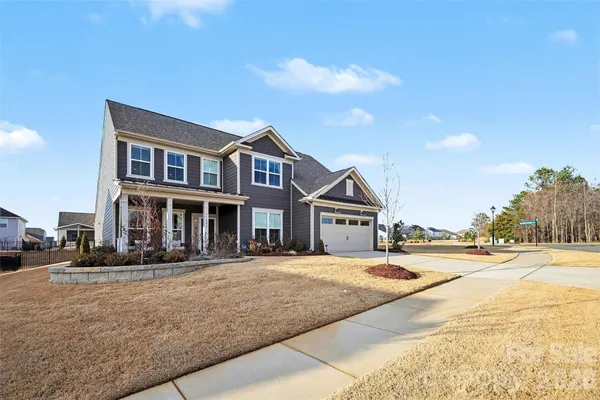 $719,900 | 11004 Larkslea Lane, Charlotte, NC 28278