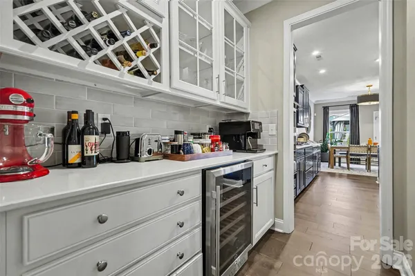$719,900 | 11004 Larkslea Lane, Charlotte, NC 28278