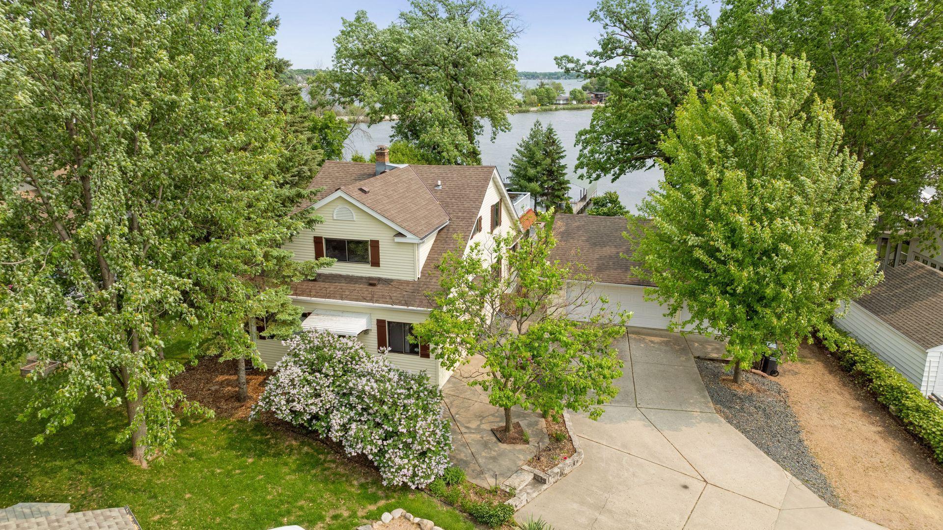 2452 Black Lake Road Spring Park, MN 55384 - Photo 4 of 58 Gallery Image 4