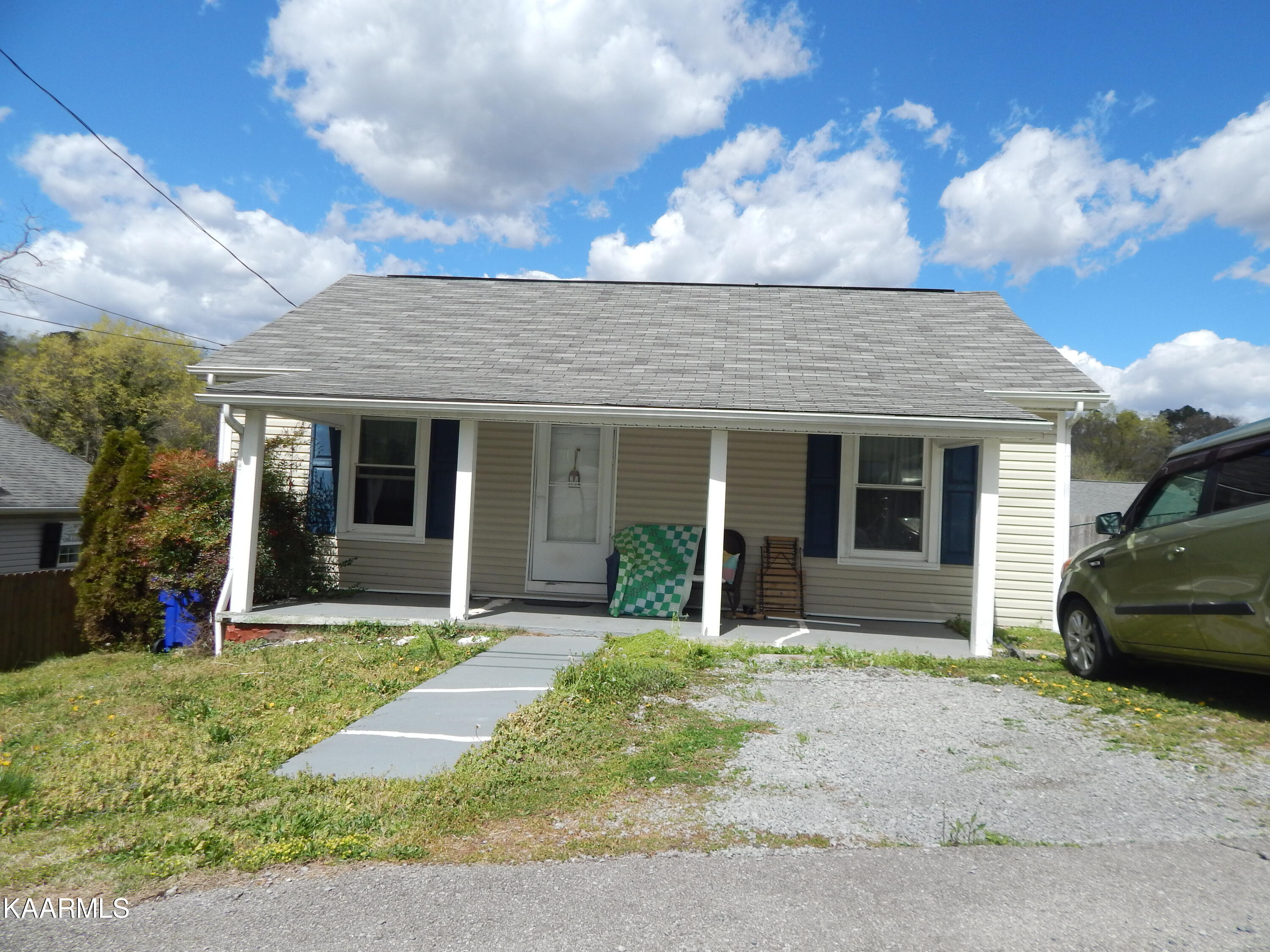716 Sharp Street Clinton, TN 37716 - Photo 8 of 9 DSCN8617