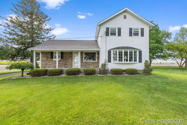 $375,000 | 3975 Stage Road, Ionia, MI 48846