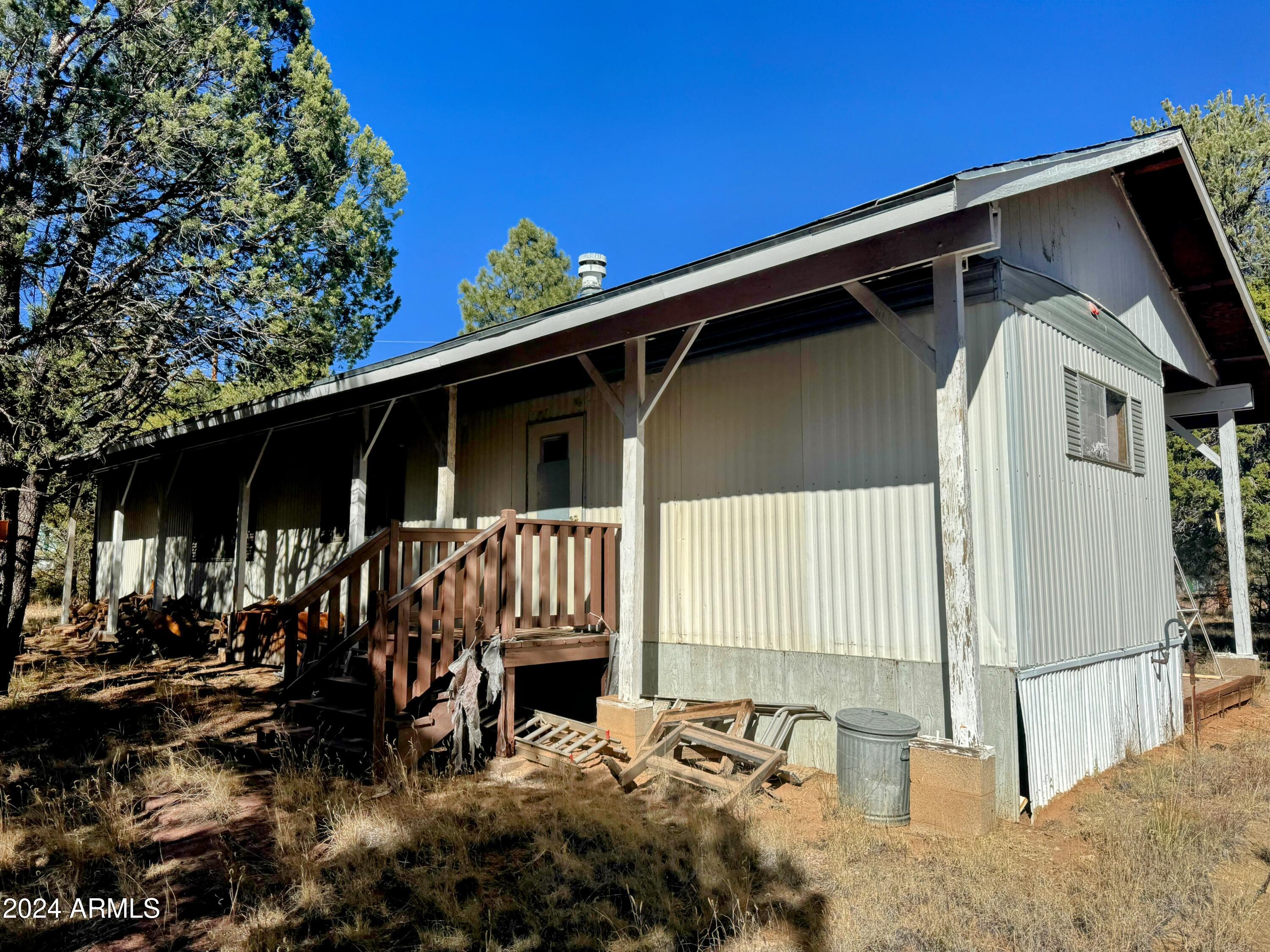 2149 Fishermans Road Overgaard, AZ 85933 - Photo 5 of 12 Front