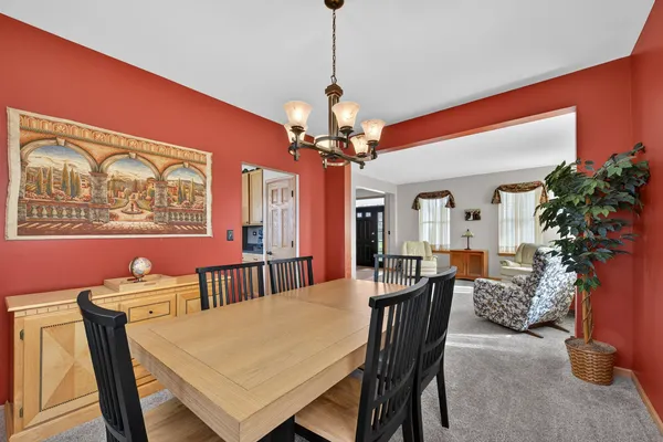 $515,000 | 2575 Barnhart Street, West Chicago, IL 60185