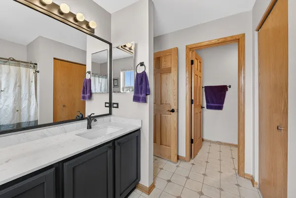 $515,000 | 2575 Barnhart Street, West Chicago, IL 60185