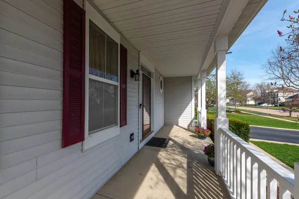 $515,000 | 2575 Barnhart Street, West Chicago, IL 60185