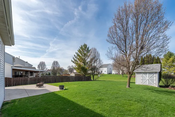 $515,000 | 2575 Barnhart Street, West Chicago, IL 60185